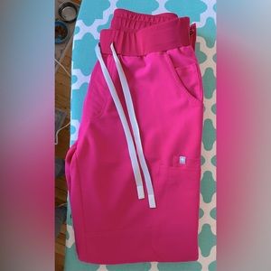 Figs XS hot pink Yola with fabric waist band